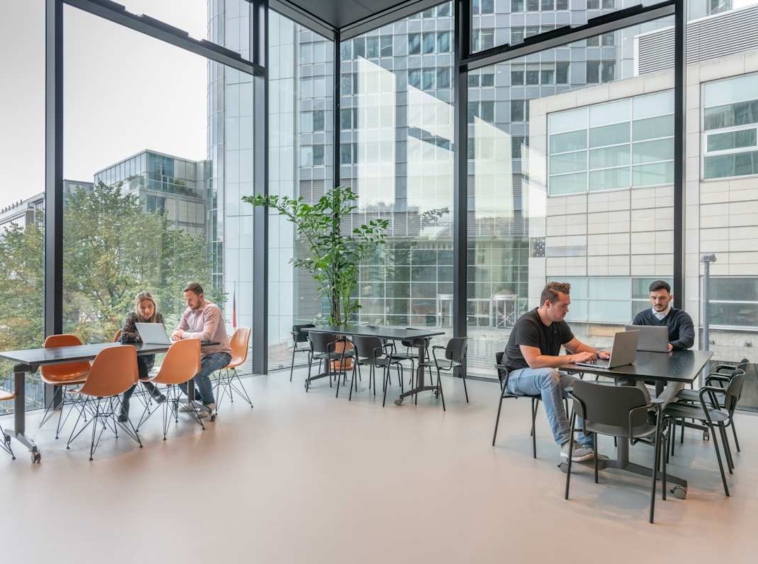 Spaces (IWG) Omniturm