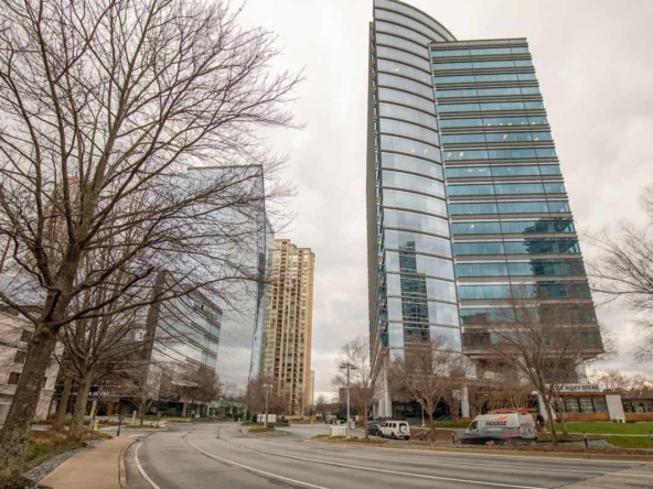 Regus (IWG) One Alliance Center Atlanta