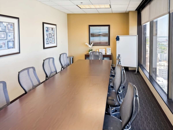 Regus (IWG) One American Place Baton Rouge