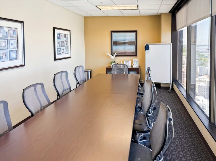 Regus (IWG) One American Place Baton Rouge