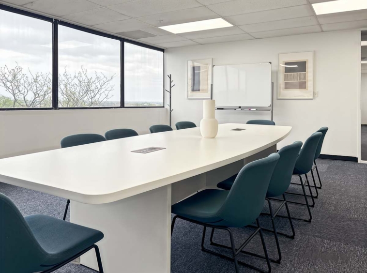 Regus (IWG) One Corporate Place West Des Moines