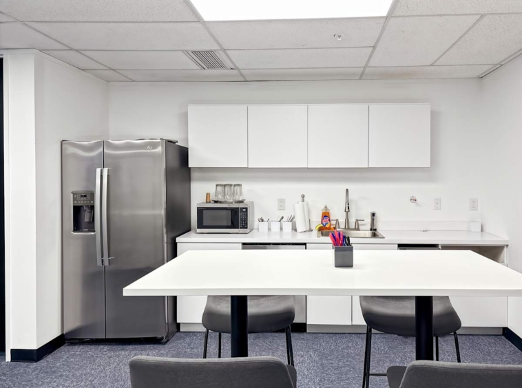 Regus (IWG) One Corporate Place West Des Moines