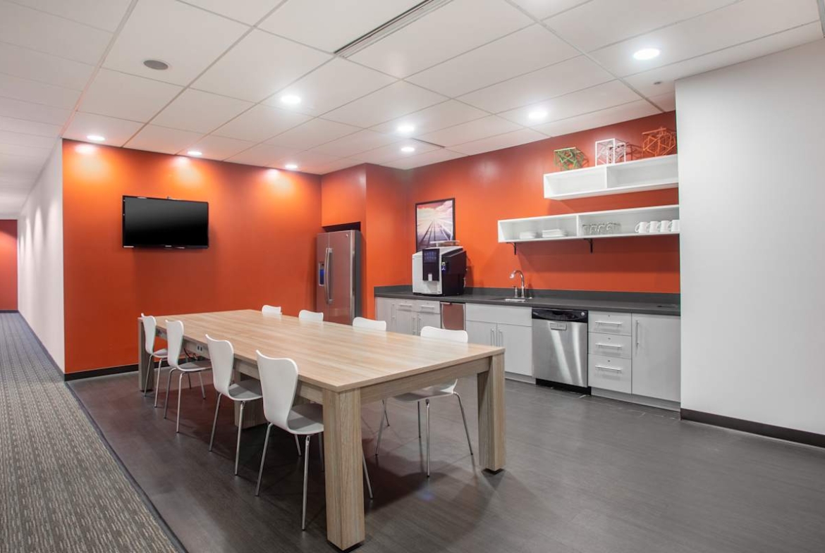 HQ (IWG) One Crosswoods Columbus