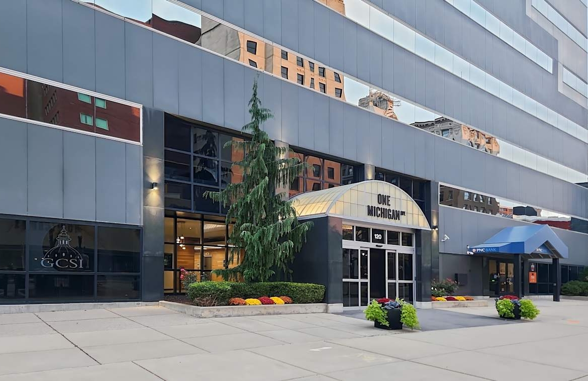 Regus (IWG) One Michigan Avenue Lansing