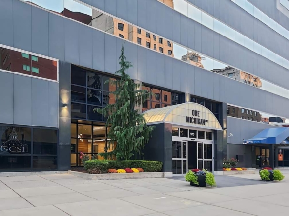 Regus (IWG) One Michigan Avenue Lansing