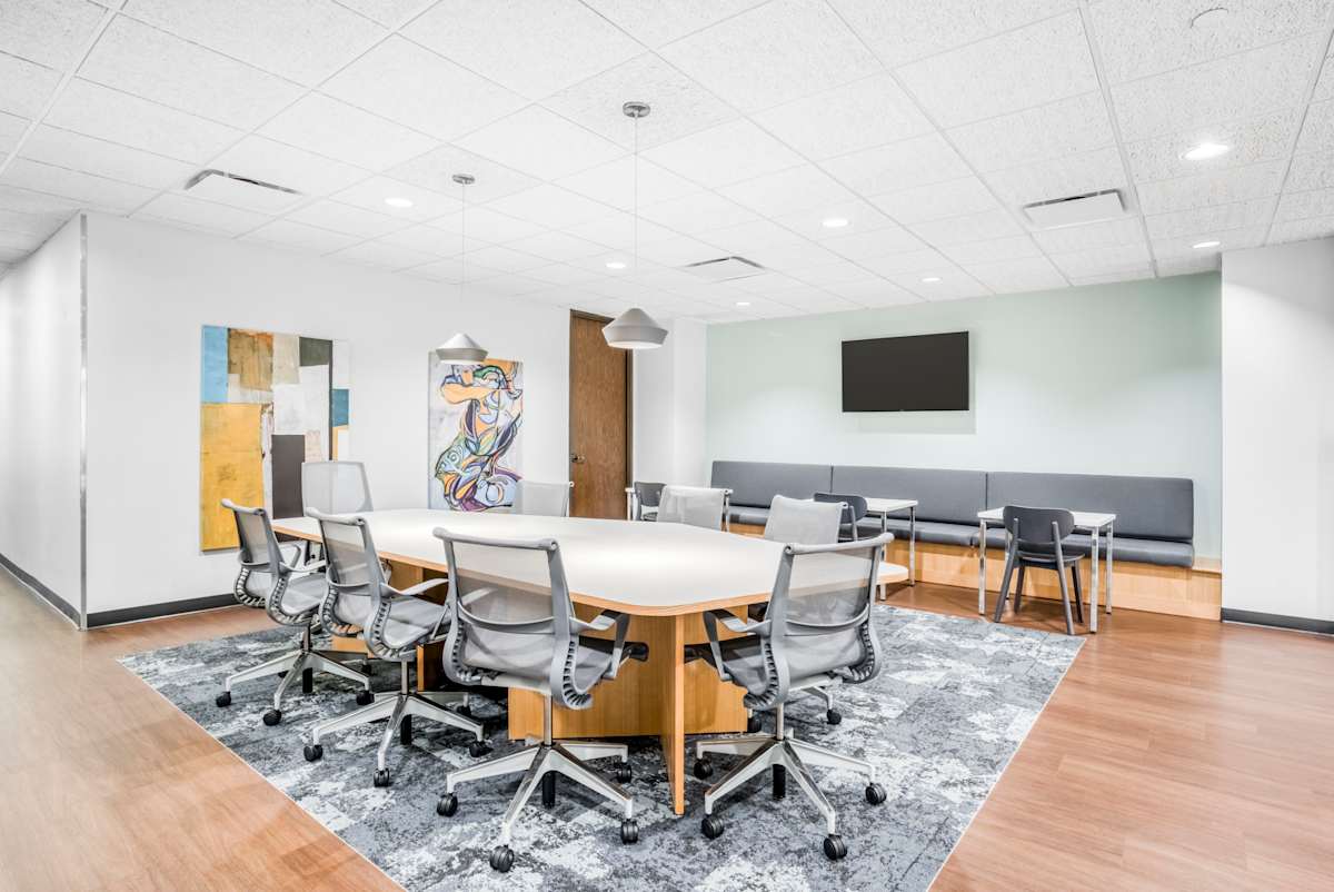 HQ (IWG) One Northbrook Place Northbrook