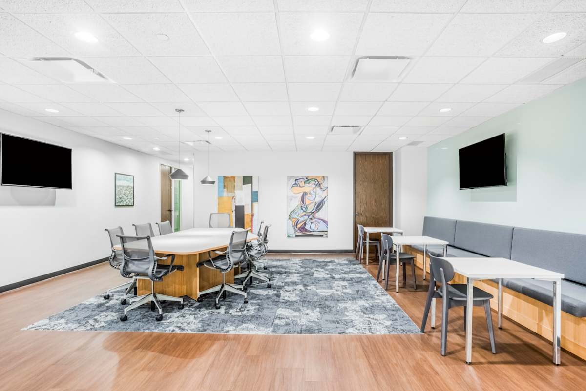 HQ (IWG) One Northbrook Place Northbrook