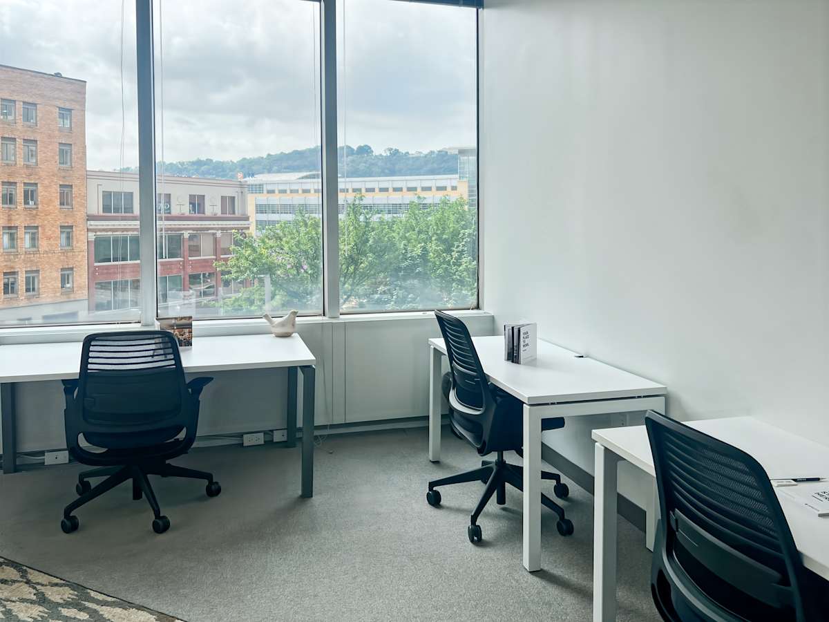 Spaces (IWG) One Oxford Center Pittsburgh
