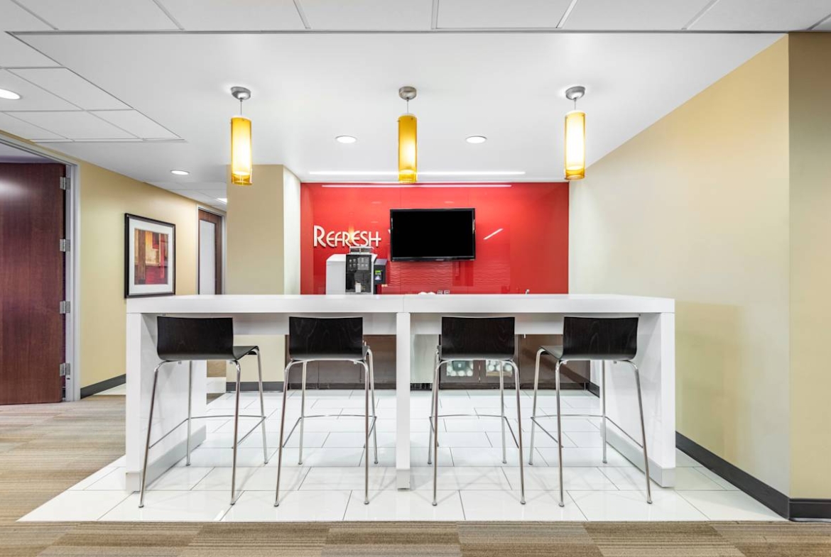 Regus (IWG) One Tara Boulevard Nashua