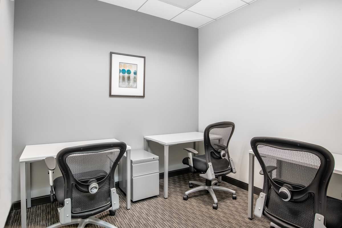 Oppenheimer Tower Los Angeles Regus (IWG) Oppenheimer Tower Los Angeles