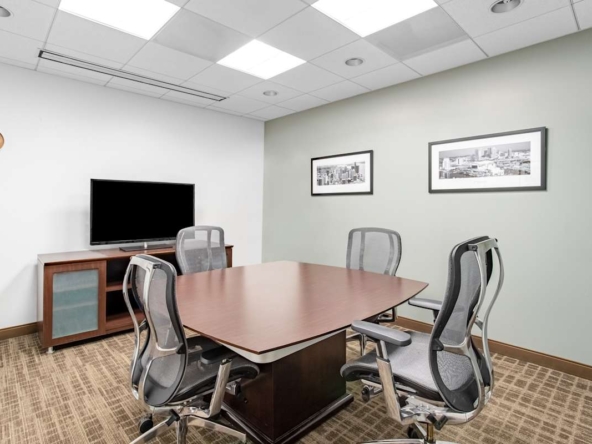 Regus (IWG) Orange Executive Tower Orange