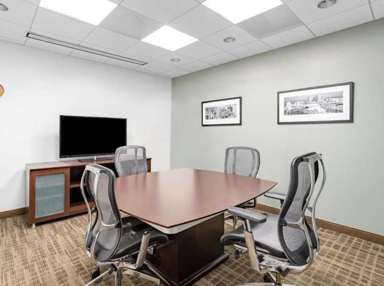 Regus (IWG) Orange Executive Tower Orange