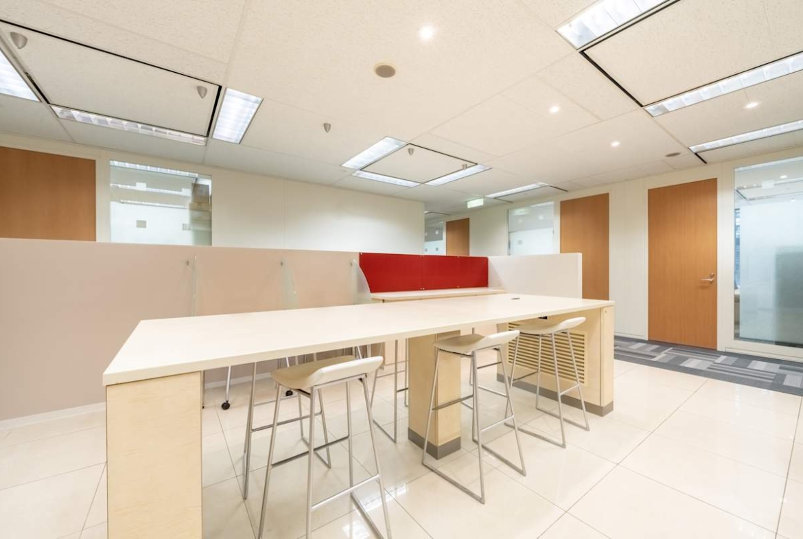 Regus (IWG) Otemachi 1st Square Tokyo