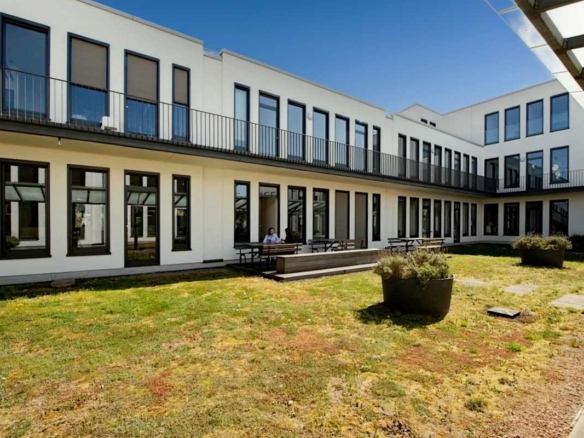 Regus (IWG) Ottenser Hauptstrasse 2-6