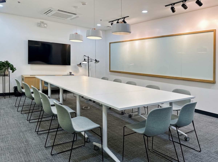Spaces (IWG) PNB Makati Center Makati