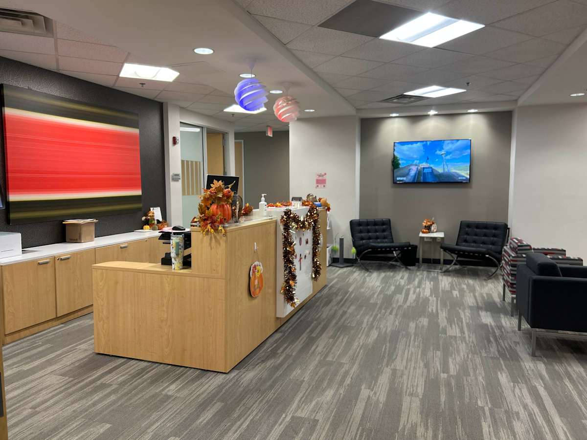 Parkwood Crossing Center, Carmel
