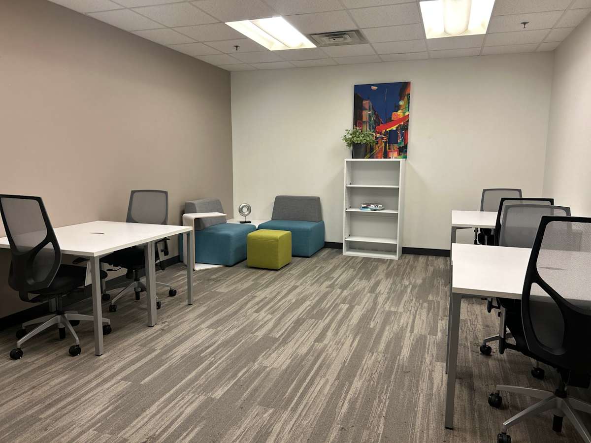 Parkwood Crossing Center Carmel Regus (IWG) Parkwood Crossing Center Carmel
