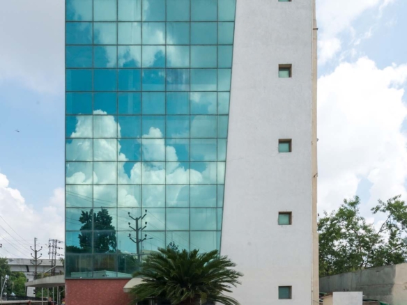 Regus (IWG) Phoenix Tech Tower Hyderabad