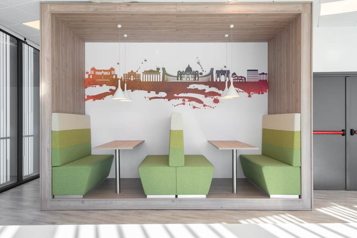 Regus (IWG) Piazza Carlo Magno 21 Rome