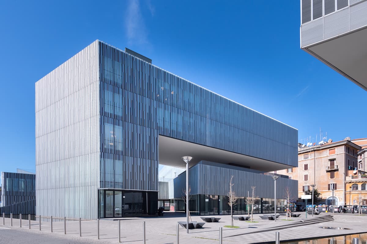 Regus (IWG) Piazza Carlo Magno 21 Rome