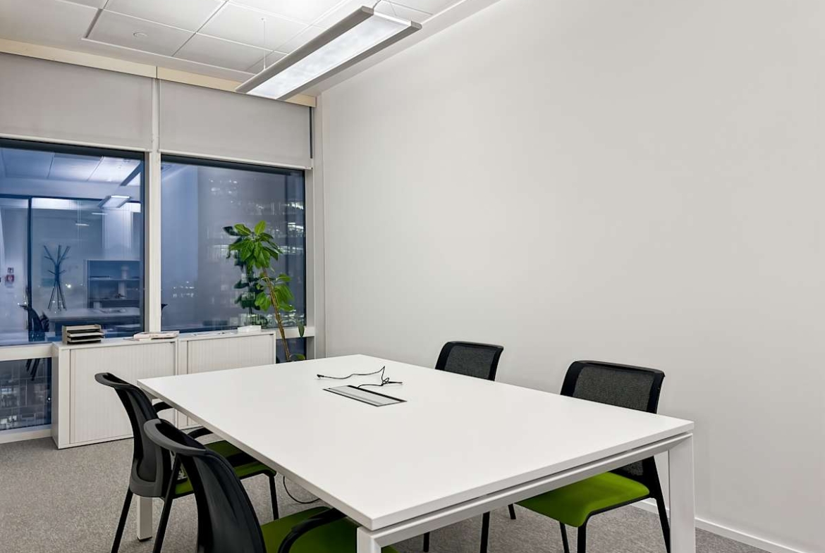 Spaces (IWG) Piazza Gae Aulenti Milan