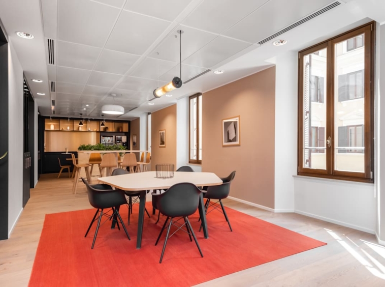 Signature by Regus (IWG) Piazza San Silvestro 8 Rome