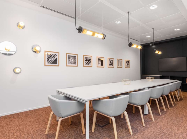 Signature by Regus (IWG) Piazza San Silvestro 8 Rome