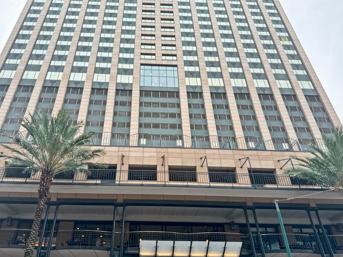 HQ (IWG) Place St Charles New Orleans