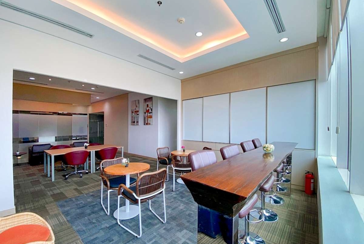 HQ (IWG) Plaza Oleos South Jakarta