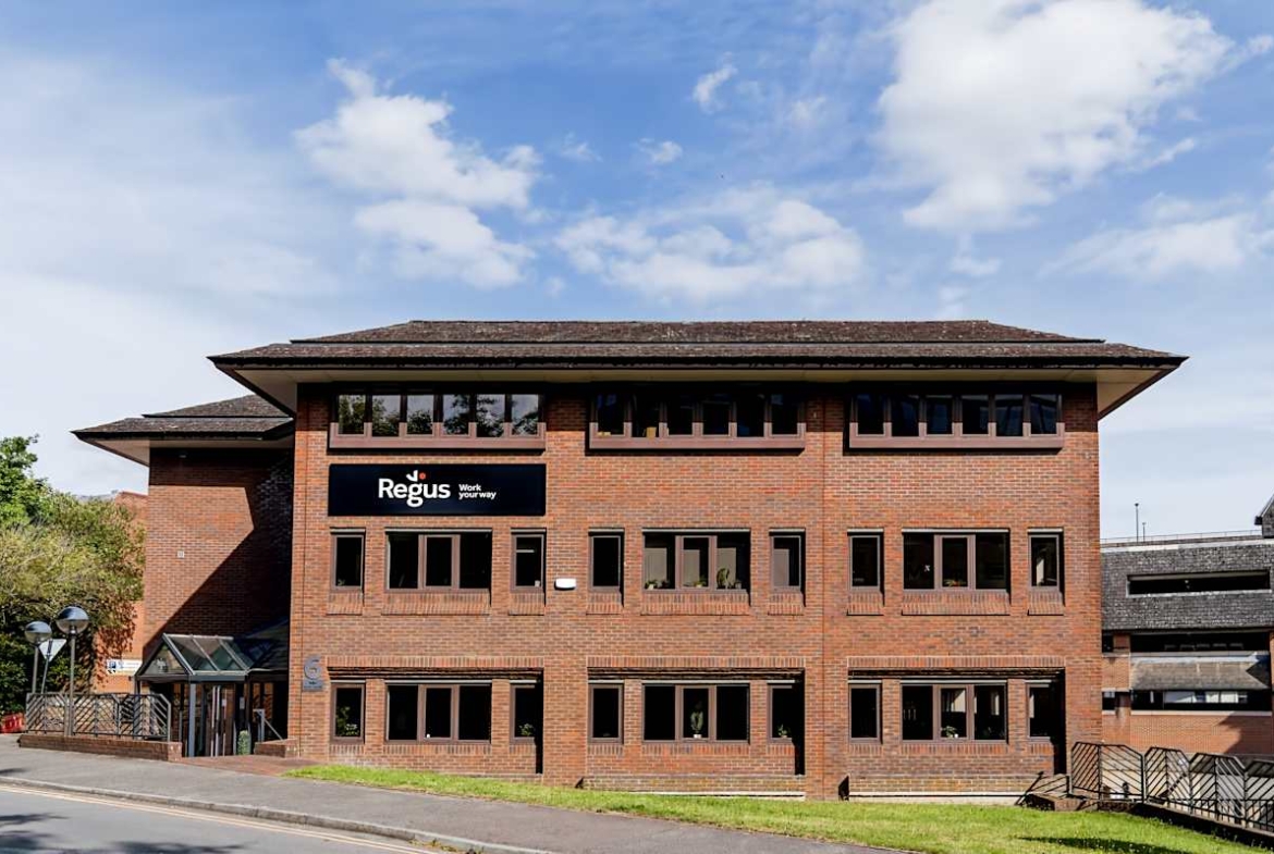 Regus Pluto House