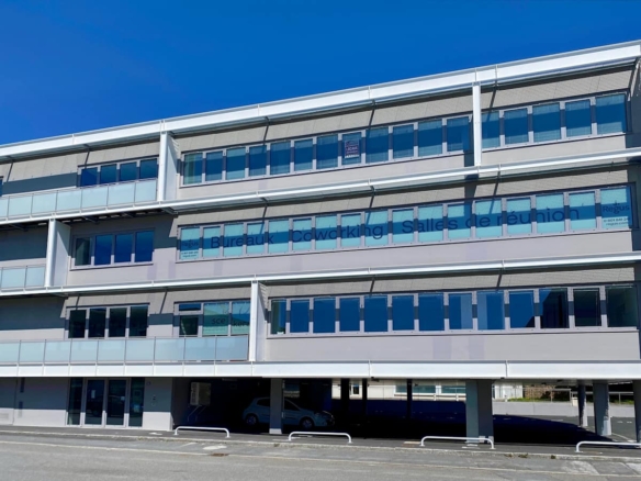 Port de Commerce Regus IWG