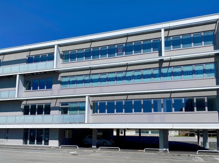 Port de Commerce Regus IWG