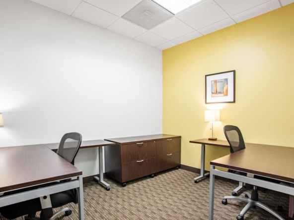 Regus (IWG) Prairie Glen Campus Glenview
