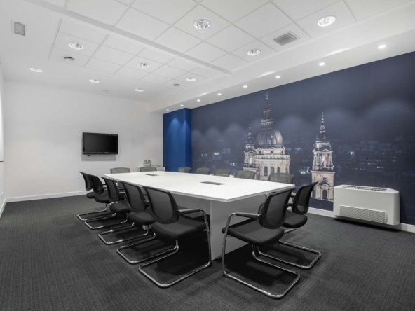 Regus (IWG) President Business Centre Budapest
