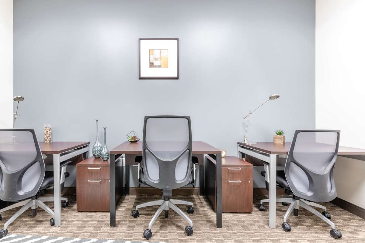 Regus (IWG) Promenade Corporate Center Scottsdale