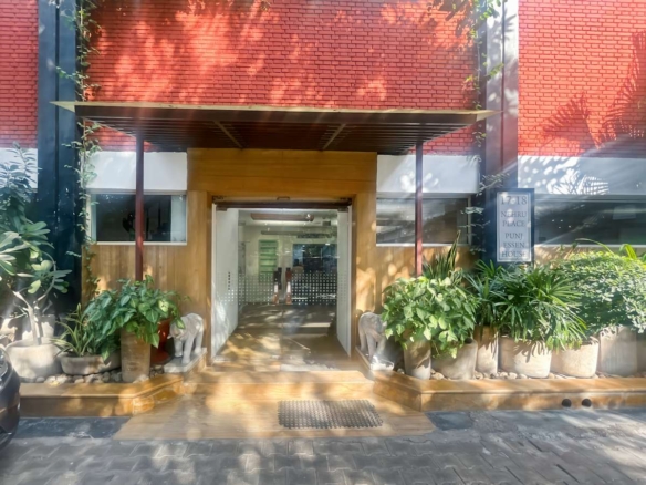 Regus (IWG) Punj Essen House New Delhi