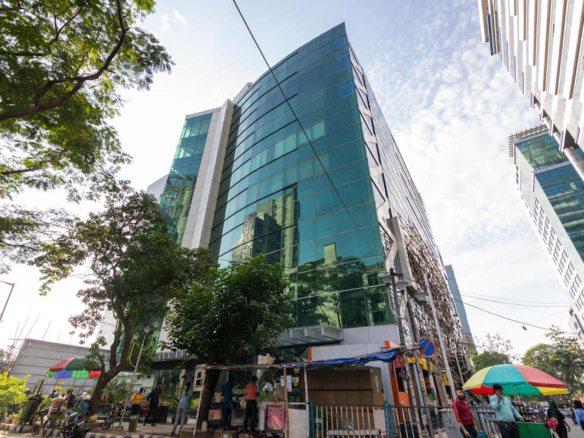 Regus (IWG) RDB Boulevard 5F Kolkata