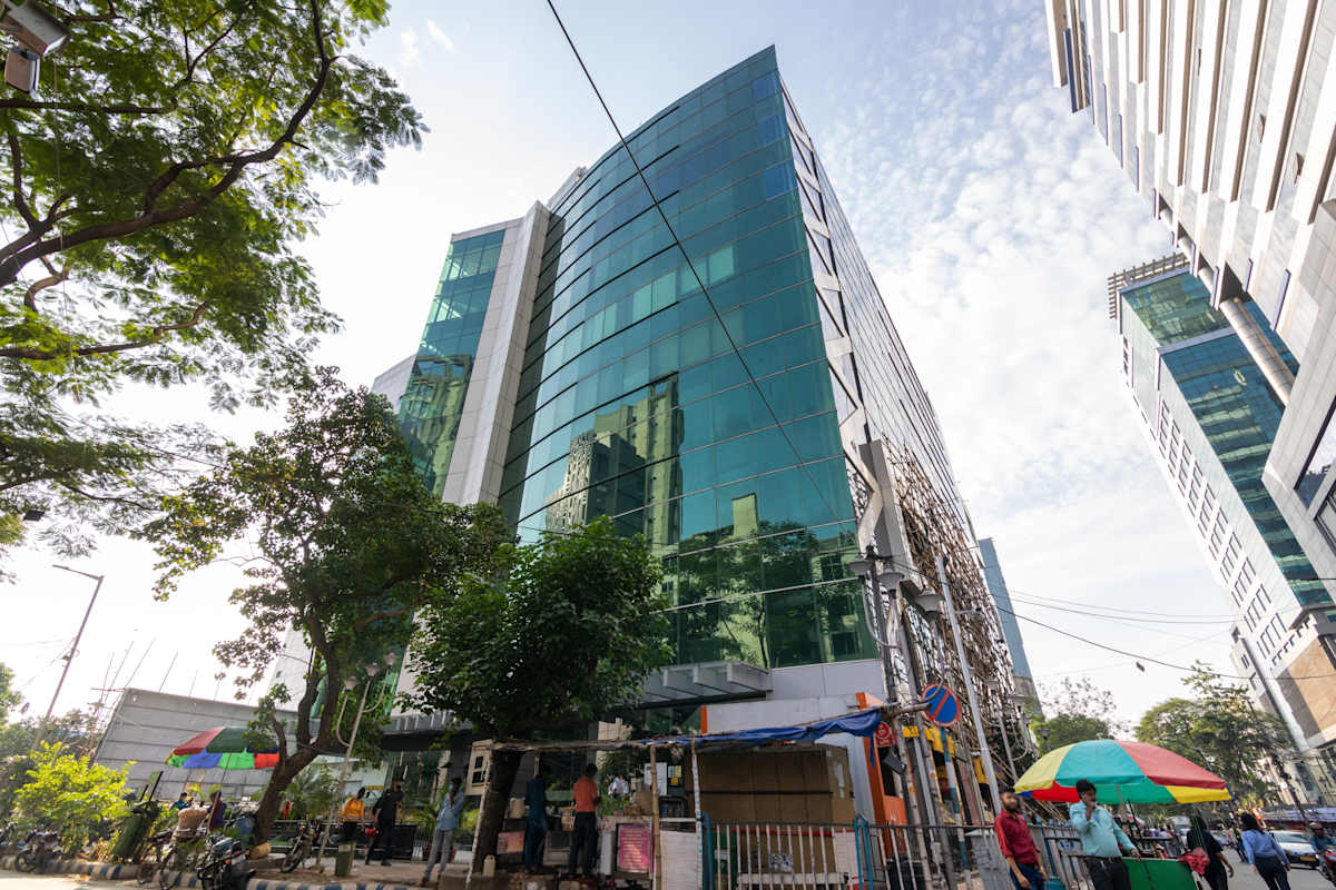 Regus (IWG) RDB Boulevard 5F Kolkata