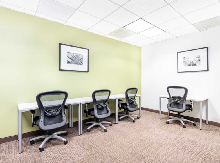 HQ (IWG) RXR Plaza Uniondale