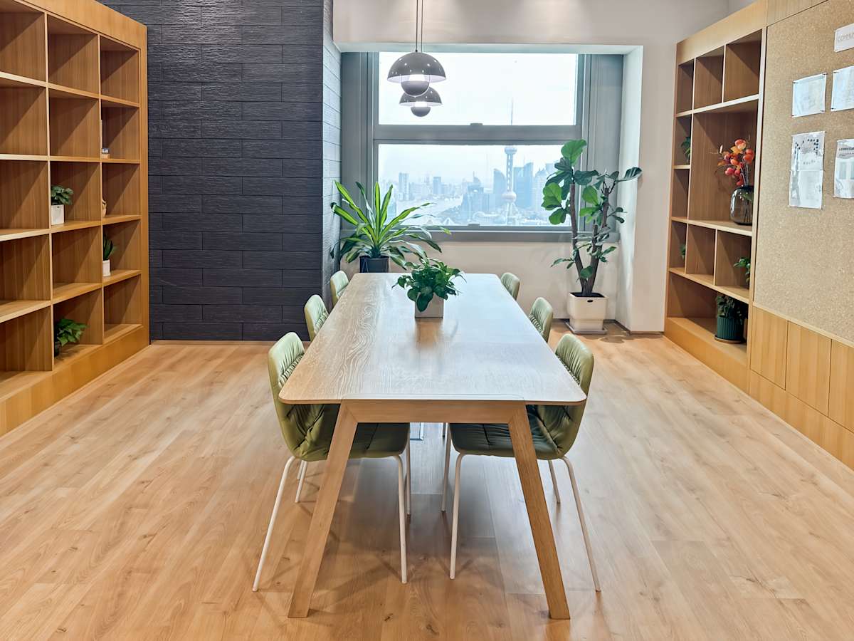 Regus (IWG) Raffles City Shanghai