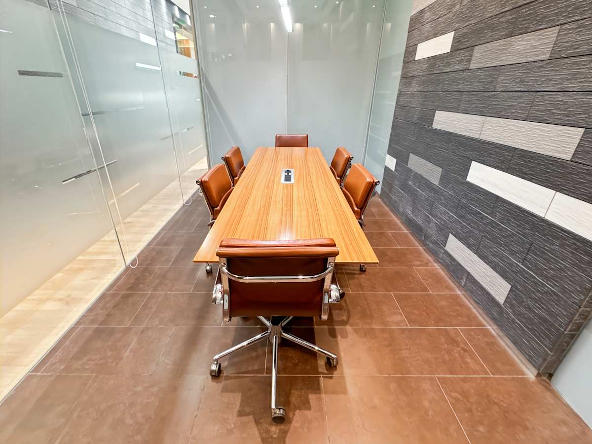 Regus (IWG) Raffles City Shanghai