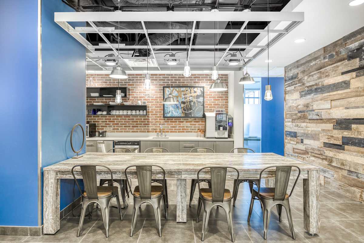 Regus (IWG) Raintree Corporate Center Scottsdale