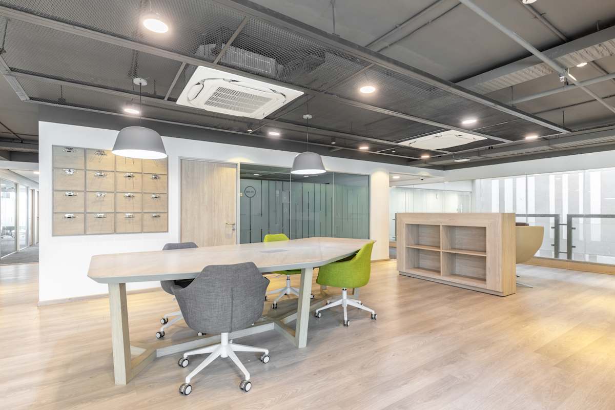 Regus (IWG) Ratnaakar Nine Square Ahmedabad