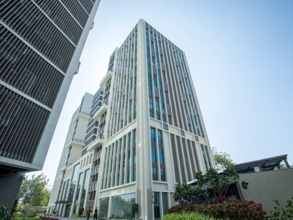 Regus (IWG) Ratnaakar Nine Square Ahmedabad