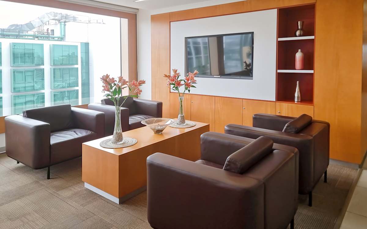 Regus (IWG) Real Ocho Lima