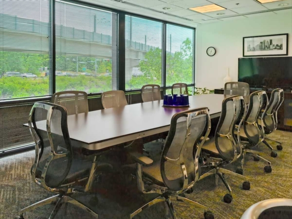 Regus (IWG) Redstone Corporate Center Mountlake Terrace
