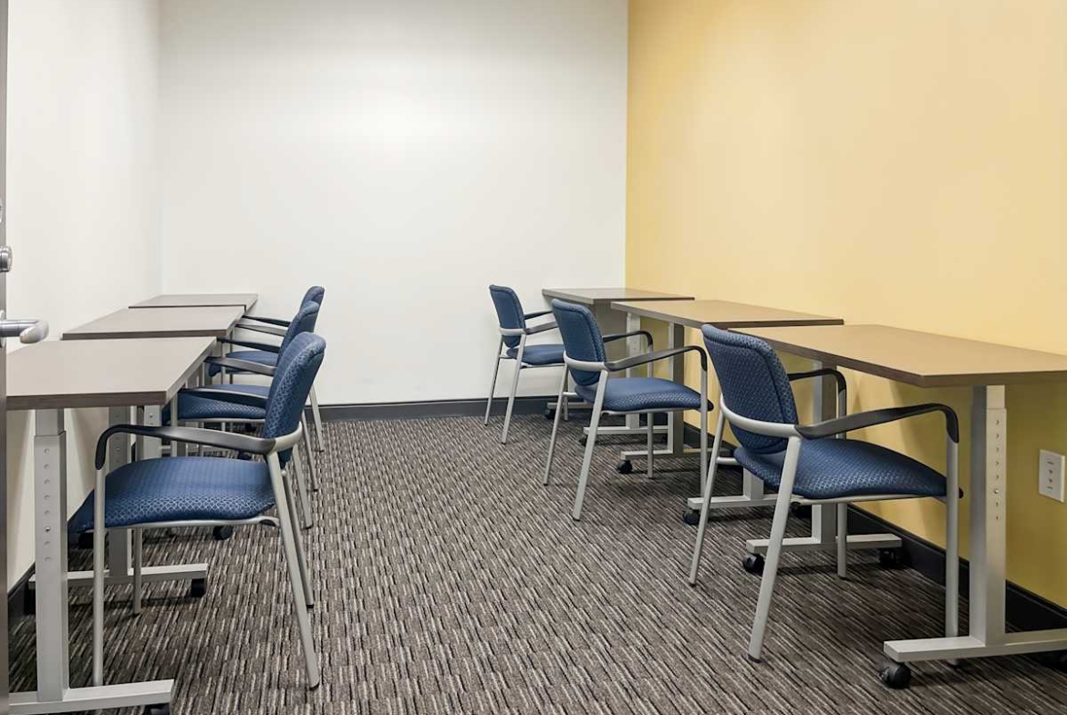 Regus (IWG) Republic Center Dallas