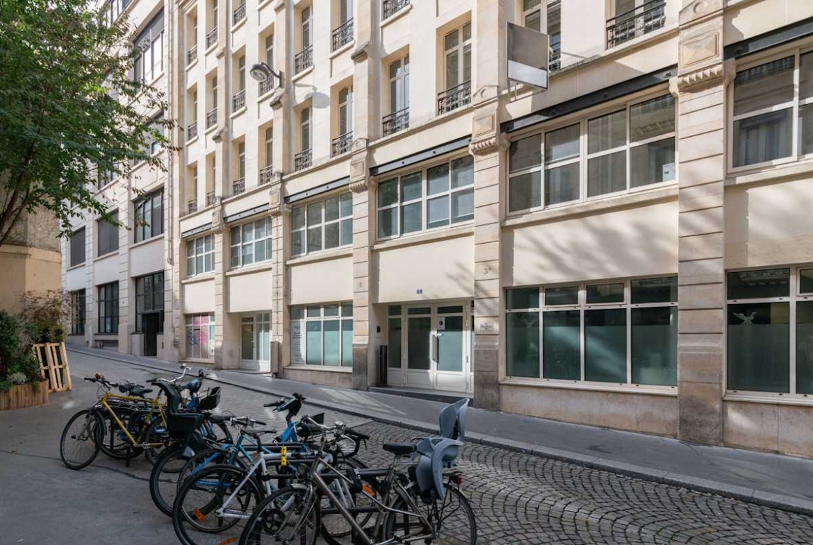 HQ (IWG) République Paris