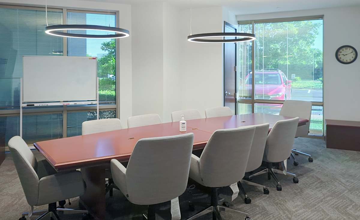 Regus (IWG) River Crossing at Keystone Indianapolis