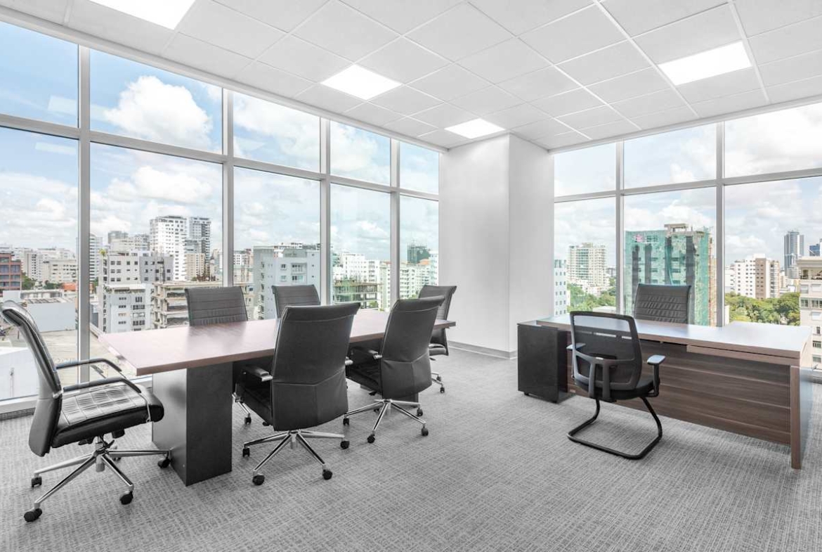 Regus (IWG) Roble Corporate Centre Santo Domingo